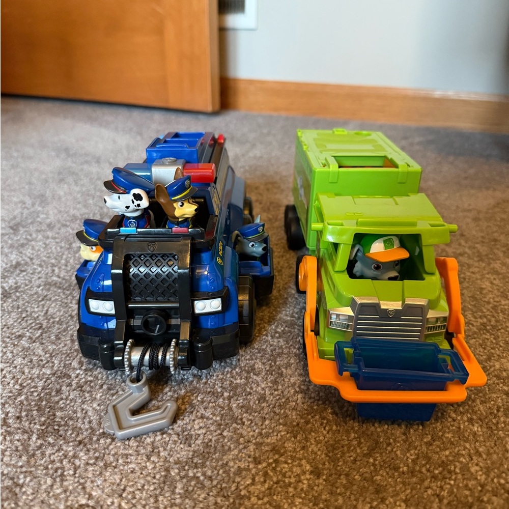 Paw Patrol Adventure Vehicles Police Truck & Recycling Truck